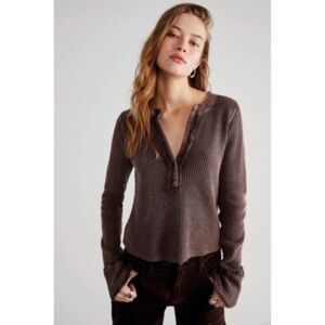 Free People FP One Shirt Medium Thermal Henley Waffle Knit Boxy Washed Out Brown